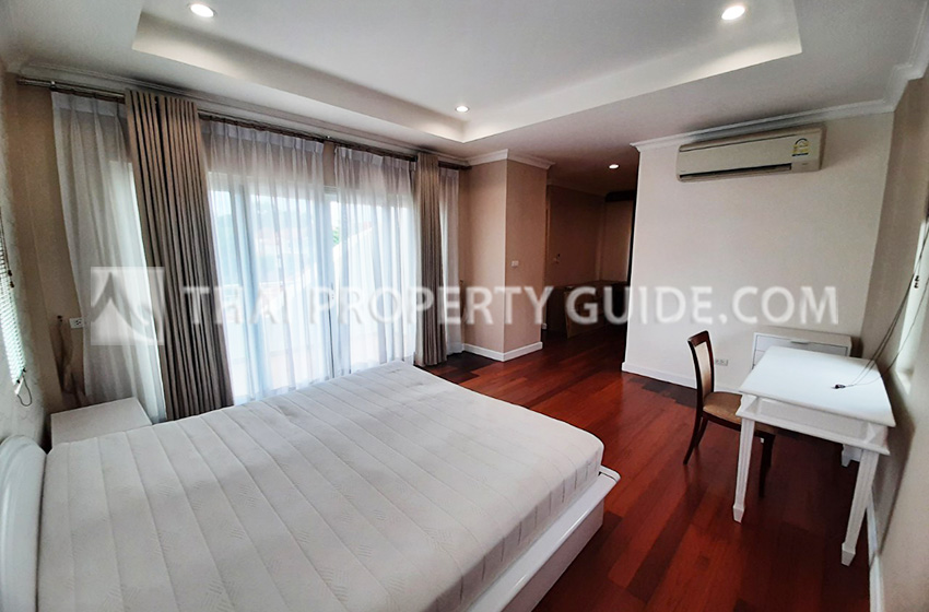 House with Shared Pool in Sukhumvit 